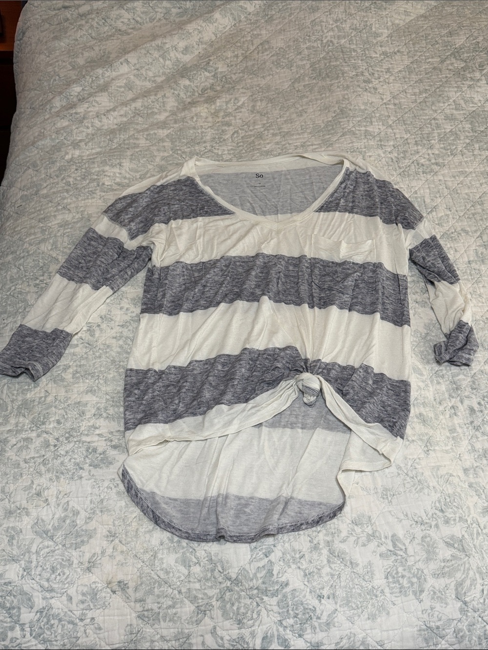 SO Women's Gray & White Striped Tie-Front Tunic
